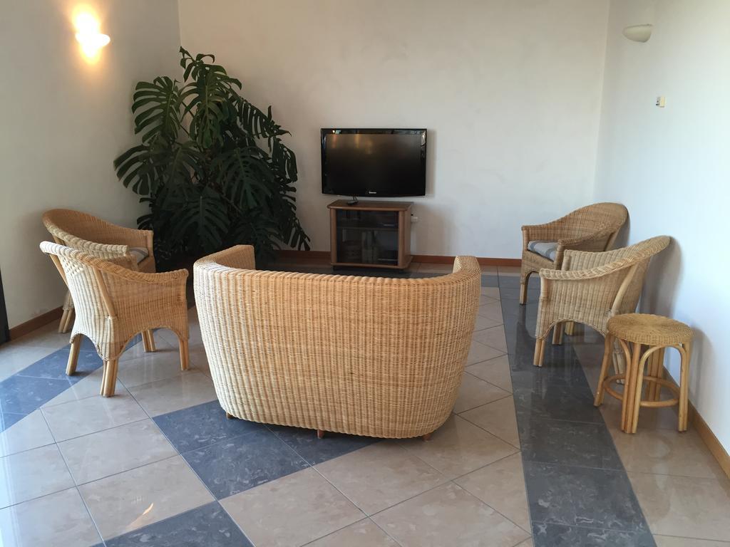 Albergo Arcobaleno Sottomarina Esterno foto