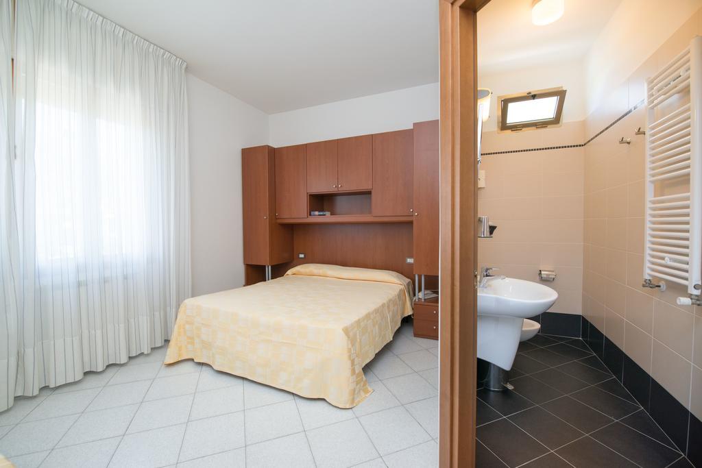 Albergo Arcobaleno Sottomarina Camera foto