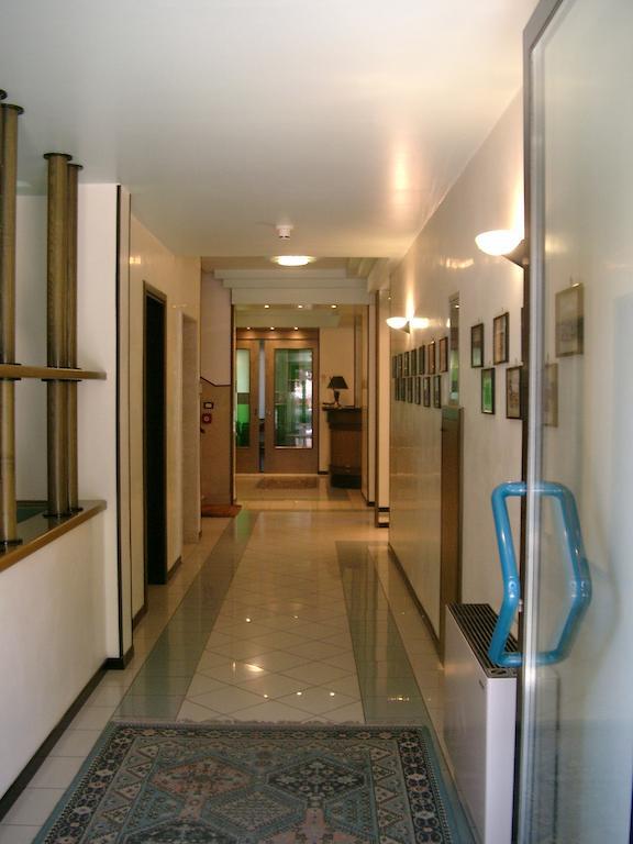 Albergo Arcobaleno Sottomarina Esterno foto