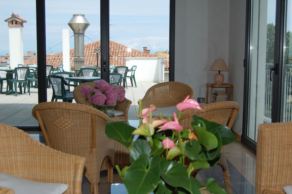 Albergo Arcobaleno Sottomarina Esterno foto