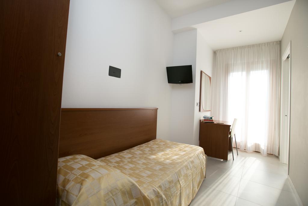 Albergo Arcobaleno Sottomarina Esterno foto