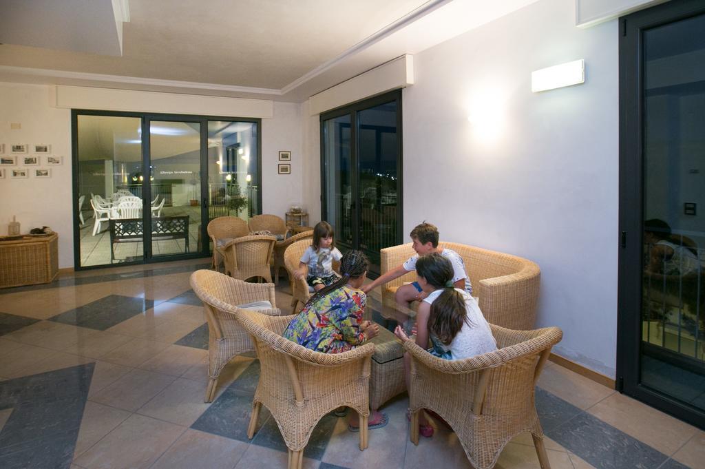 Albergo Arcobaleno Sottomarina Esterno foto