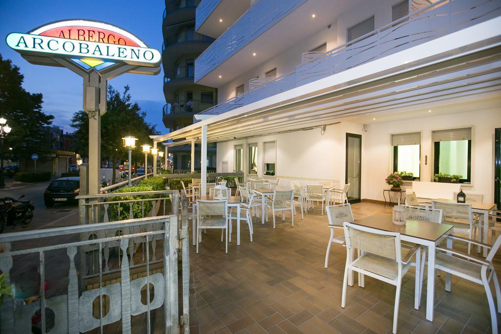 Albergo Arcobaleno Sottomarina Esterno foto