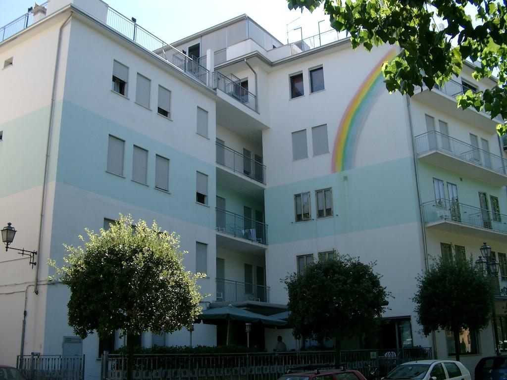 Albergo Arcobaleno Sottomarina Esterno foto